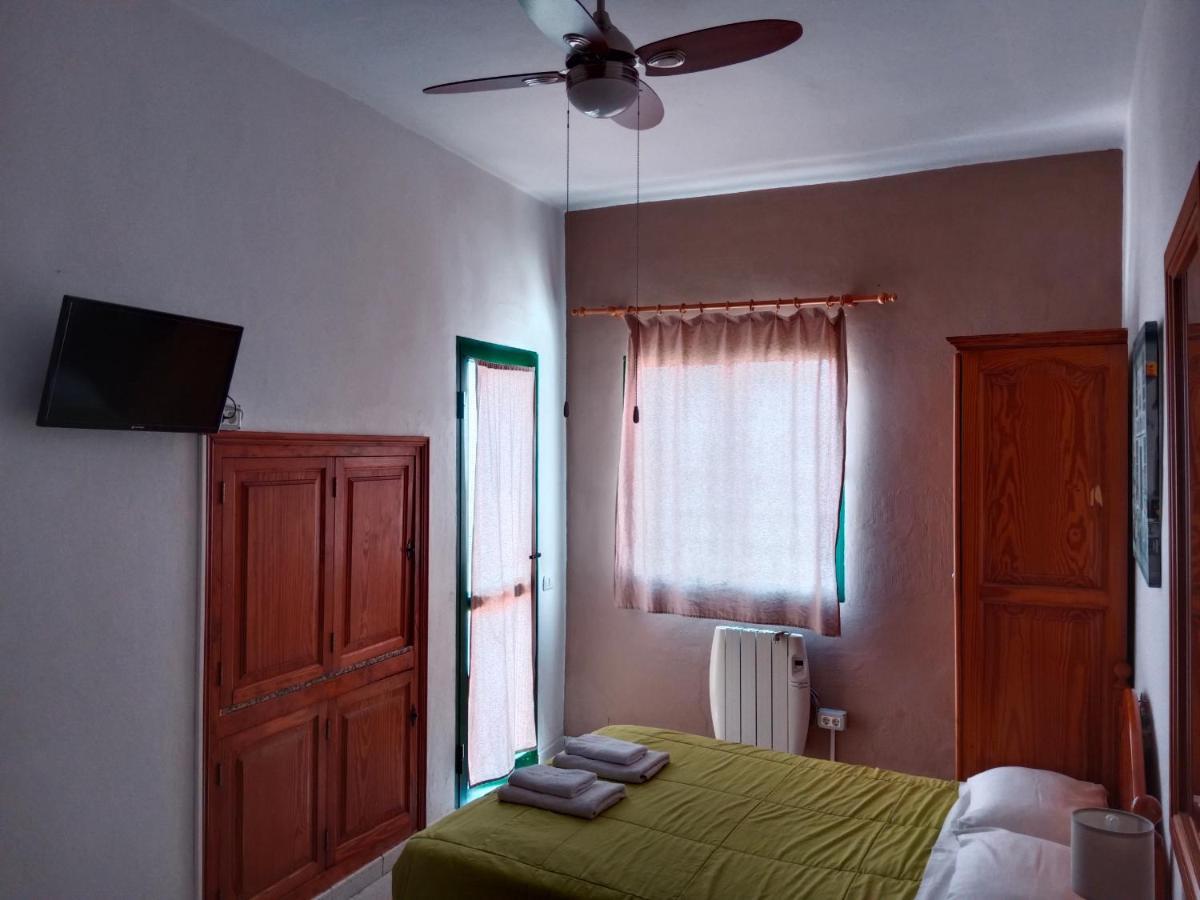 La Palma Hostel By Pension Central Fuencaliente de la Palma Luaran gambar